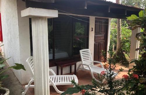 Junquillal Bed & Breakfast | Hotel Hibiscus