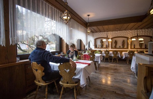 Bad Peterstal-Griesbach Hotel | Hotel Hirsch