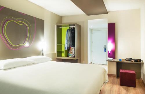 Lleida Hotel | Hotel Ibis Styles Lleida Torrefarrera