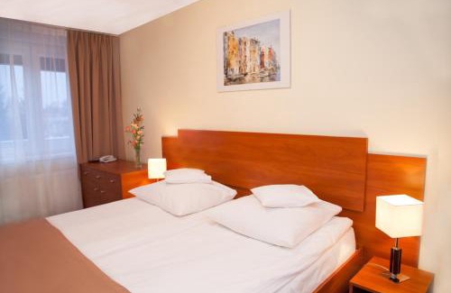 Szwederowo Hotel | Hotel IKAR