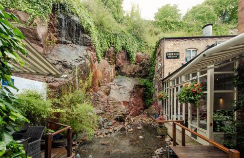Victorian Quarter Hotel | Hotel Isaacs Cork City