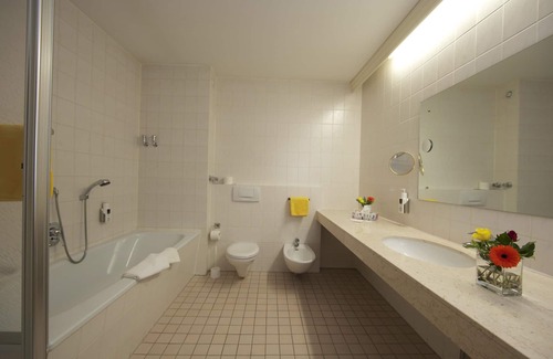 Krahenwinkel Hotel | Hotel Jägerhof