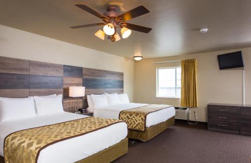 Ashwaubenon Hotel | Hotel J Green Bay