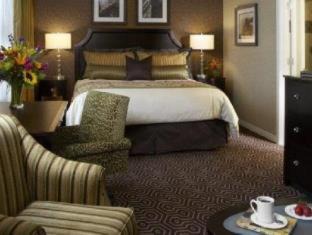 Downtown Dubuque Hotel | Hotel Julien Dubuque