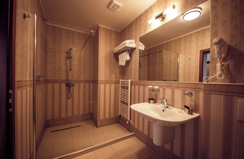 Mojmirovce Hotel | Hotel Kaštieľ Mojmírovce