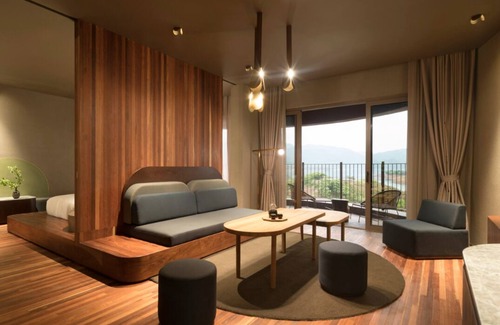 Chun'an Hotel | Hotel Karen