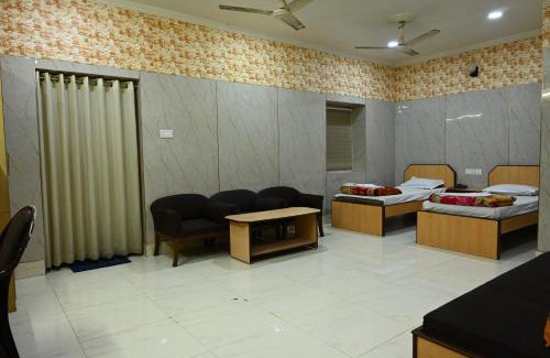 Kalighat Hotel | Hotel Komala Vilas