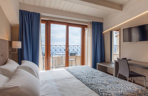 San Marino Hotel | Hotel La Grotta