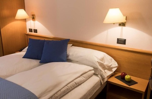 Morbegno Hotel | Hotel La Ruota