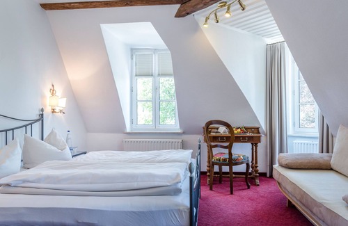 Nymphenburg Hotel | Hotel Laimer Hof Nymphenburg Palace Munich