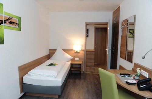Hegnach Hotel | Hotel Lamm