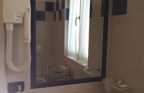 Azzano Hotel | Hotel Lario