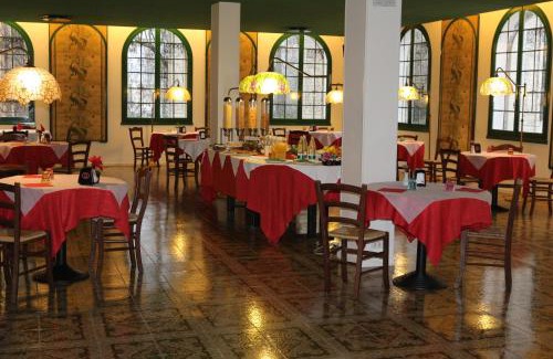 Bastiglia Hotel | Hotel Le Cardinal