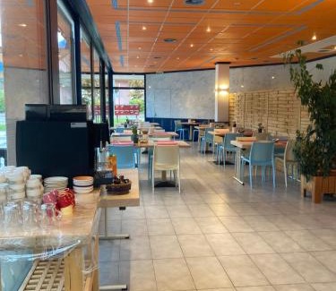 Les Posses-sur-Bex Hotel | Hotel Le Cedre