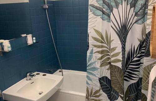 Ouistreham Hotel | Hotel Le Cosy Riva Bella