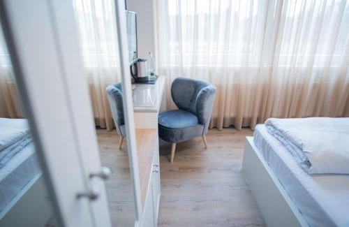 Leopoldshafen Hotel | Hotel Leo