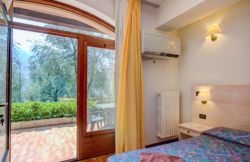 Limone sul Garda Hotel | Hotel Leonardo Da Vinci