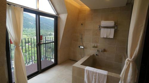 Jiaoxi Hotel | Hotel Les Champs