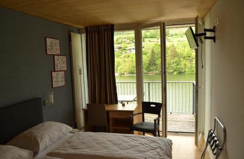 Les Brenets Hotel | Hotel Les Rives Du Doubs