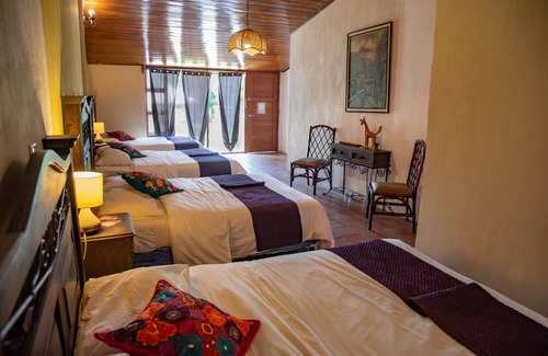 Santiago Atitlan Hotel | Hotel Los Olivos