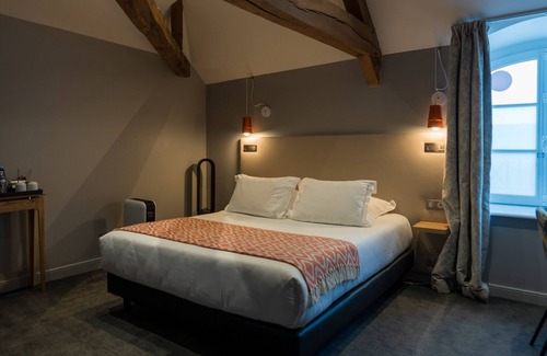 Montreuil-sur-Mer Hotel | Hotel Loysel le Gaucher