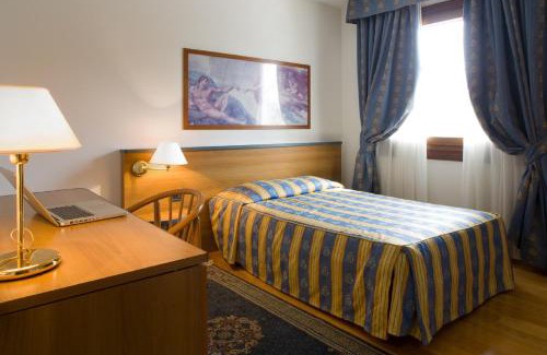 Fontanafredda Hotel | Hotel Luna