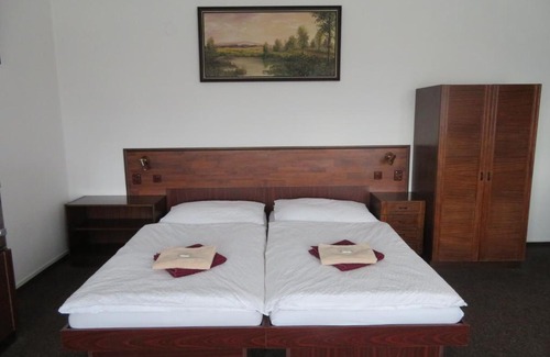 Ceske Budejovice Hotel | Hotel Lux