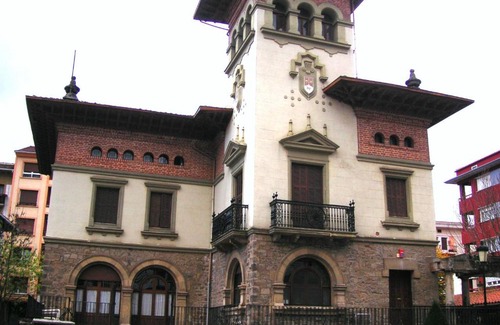 Legazpia Hotel | Hotel Mauleon