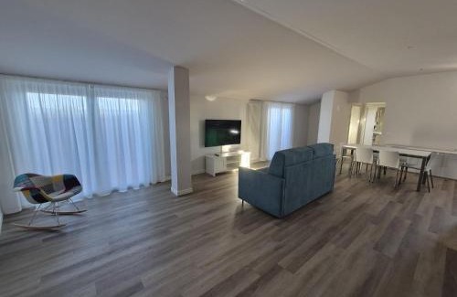 Lazise Apartment | Hotel MAX Lazise