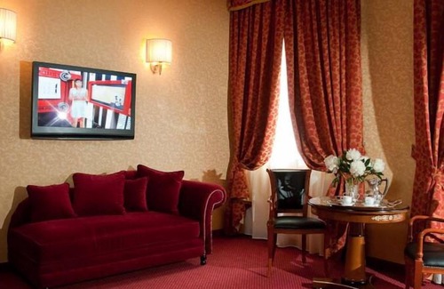 Anzola dell'Emilia Hotel | Hotel Maxim