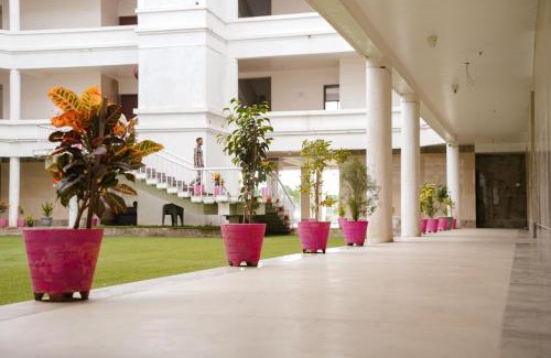 Moti Khavdi Hotel | Hotel Millennium Plaza
