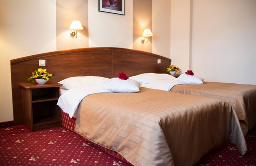 Niepolomice Hotel | Hotel Novum