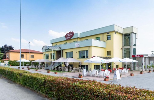 Cingia De' Botti Hotel | Hotel Nuvole