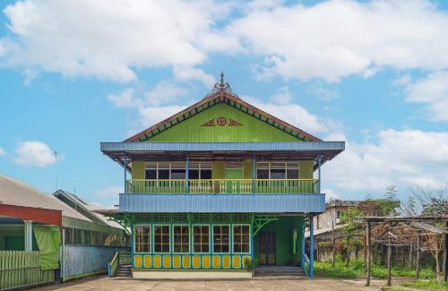 Marabahan Hotel | Hotel O Losmen Bahalap Syariah MarabahanNearSiring Marabahan (Ulek Barito)