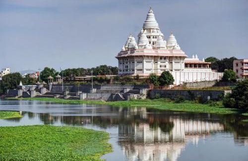Talegaon Dabhade Hotel | Hotel O Royal Inn