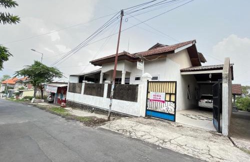Tretes Hotel | Hotel O Villa Cemara Syariah