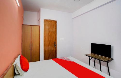 Sector 27 Hotel | Hotel O Wamson Living Classic