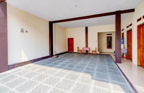 Kuningan Hotel | Hotel O Wisma Jasmine Syariah