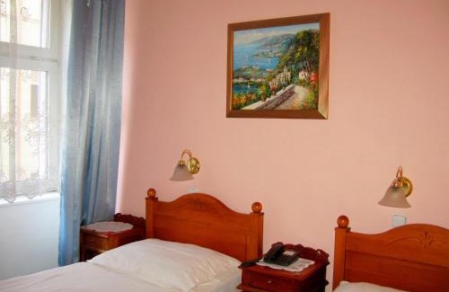 Petrska ctvrt Hotel | Hotel Opera