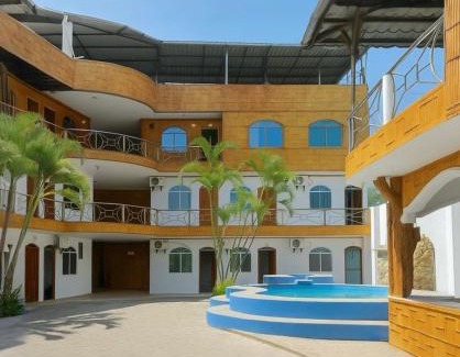 Pedernales Hotel | Hotel Pedernales MrRobert