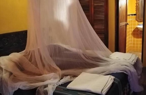 Monterrico Hotel | HOTEL PEZ DE ORO