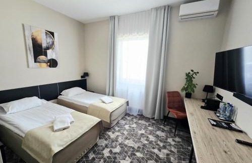 Zarska Wies Hotel | Hotel Picaro Żarska Wieś Południe A4 kierunek Polska