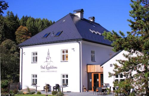 Mala Moravka Hotel | Hotel pod Kapličkou