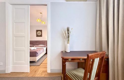 Stare Miasto Apartment | Hotel - Pokoje i Apartamenty Heban