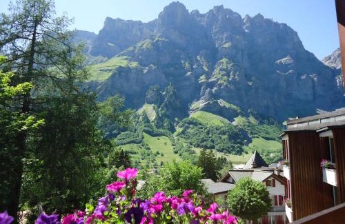 Leukerbad Hotel | Hotel Quellenhof Leukerbad