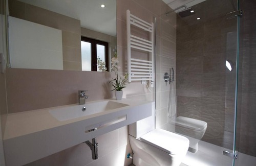 Ramales de la Victoria Hotel | Hotel Río Asón