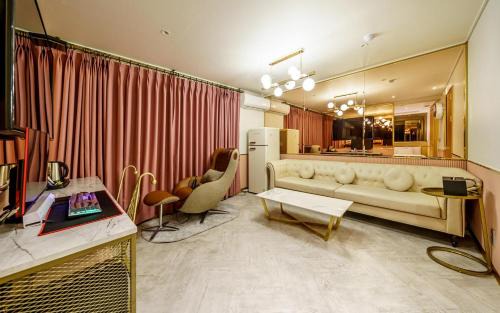 Bangi-dong Hotel | Hotel Ravi