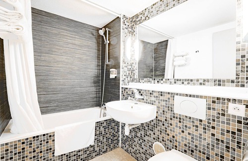 Roubaix Hotel | Hotel RBX - Roubaix Centre