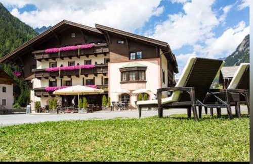 Sankt Leonhard im Pitztal Hotel | Hotel Restaurant Liesele Sonne