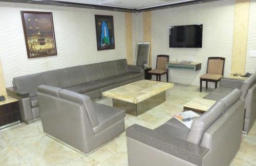 Girgaon Hotel | Hotel Regal Palace